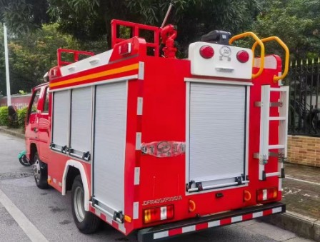 江铃蓝牌水罐消防车_江特牌JDF5043GXFSG10/J6型水罐消防车 江铃蓝牌水罐消防车_江特牌JDF5043GXFSG10/J6型水罐消防车